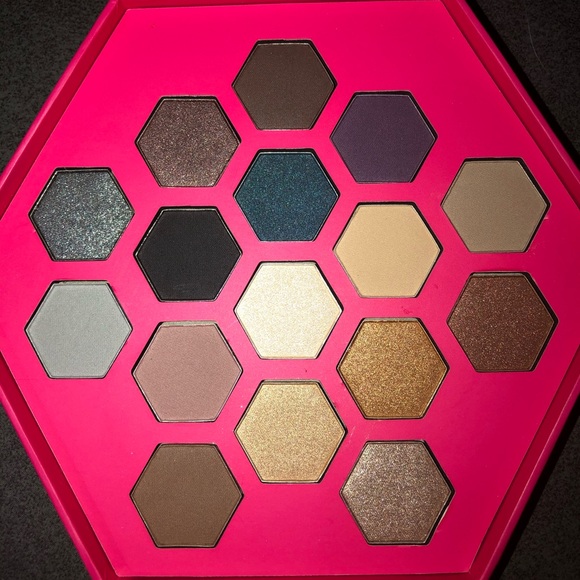 🆕 Sephora the graceful palette 16 eyeshadows - Picture 6 of 6